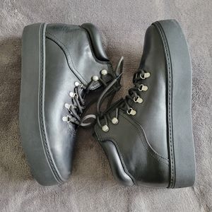 Vagabond boots